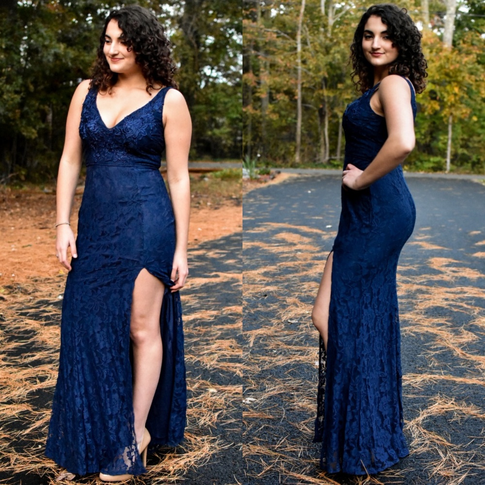 OLIVIA FLORAL LACE SLIT MAXI DRESS in navy